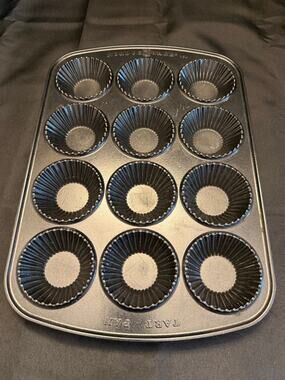 Vintage Nordic Ware No 206 French Tartlette Pans Cast Aluminum 12 Cup Pan
